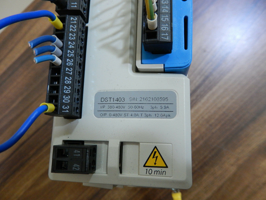 3098-0087 EMERSON 서보 드라이브 9.9AMP 3상 380-480V 50/60HZ