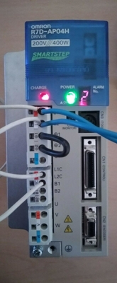 옴론 R7D-AP04H AC 서보 드라이버 5.5 앰프 1 단계 200-230vac 50 / 60 hz 출력