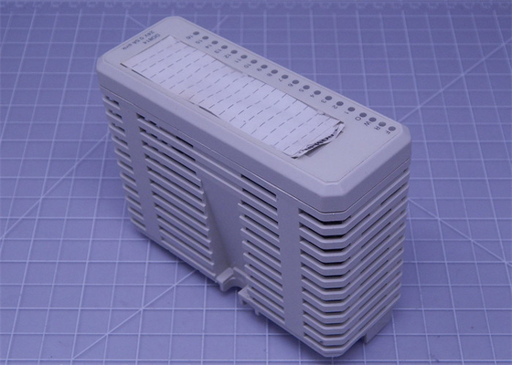 ABB DO814 디지털 출력 모듈 3BUR001455R1 디지털 I 오우 모듈 16은 채널을 합니다