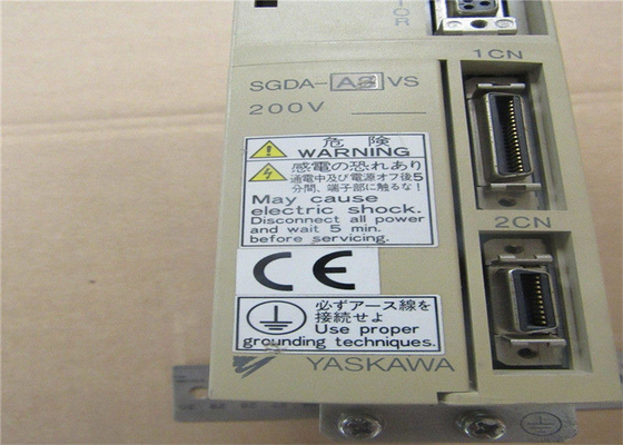 Yaskawa SGDA-A3VS AC 서보 증폭기 200-230V 옵션 CE 1.3/0.42A 30W