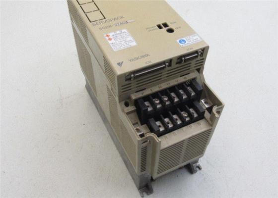 Yaskawa SGDB-07ADM AC 서보 증폭기 200V 0.7KW 토크 속도 위치 제어