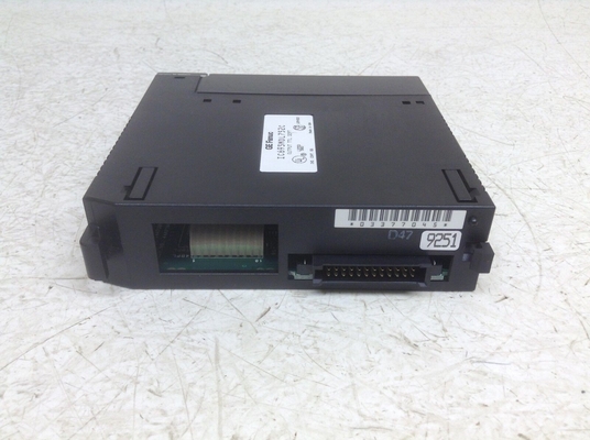 GE FANUC 시리즈 90-30 PLC 디지털 I/O 모듈 125 VDC IC693MDL752