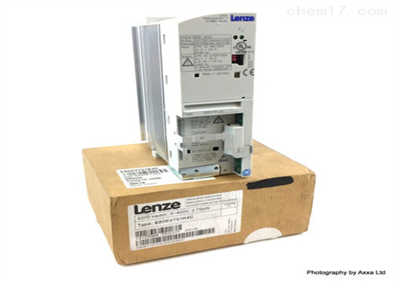 Lenze E70ACMSE0104SA1ETR 서보 인버터 I700 10A 최대 단기 출력 전류