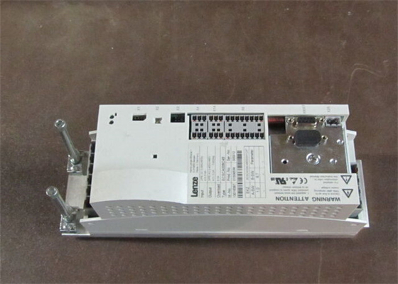 Lenze ECSCA008C4B 서보 드라이브 입력 전력: 2/PE DC 0-565 V / 675V 8 AMP