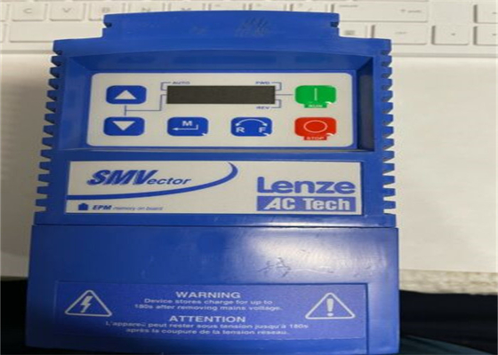Lenze ESV371N01SXB 드라이브 0.37KW 표준 키패드 120VAC(더블러 출력) 또는 240VAC
