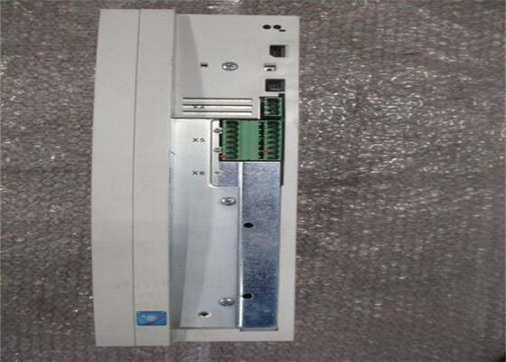 Lenze EVF8244-E 서보 드라이브 주파수 인버터 3상 0-480VAC 50/60HZ