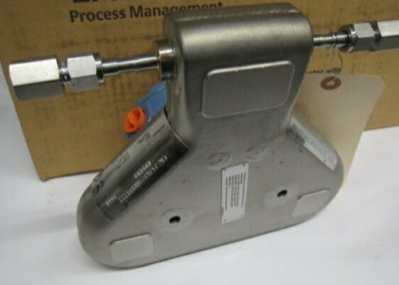 CMF010M323NWBUEZZZ  EMERSON 질량 유량 센서