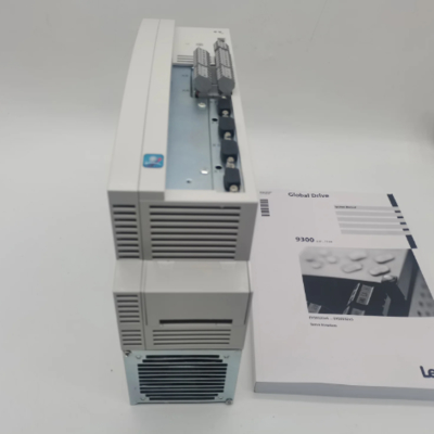 렌제 EVS9324-CIV003 SERVO CONTROLLER 9300 시리즈 SERVO PLC 냉각판 3.0 KW
