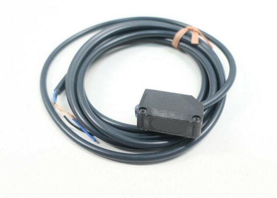 옴론 E3Z-D62 02Z10M 광전 스위치 센서 12일부터 24일까지 VDC 26.4 VDC 최대 100 마 최대