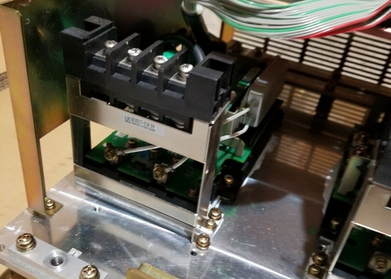 야스카와 CACR-2E-NJ1 AC DRIVE 컨트롤러 산업용 부품