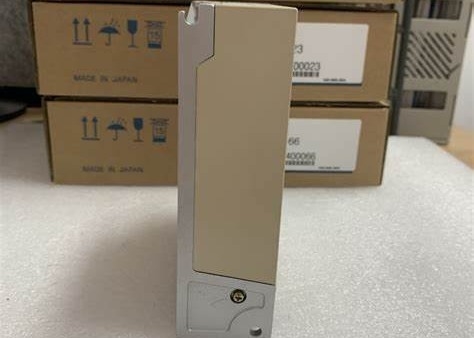 야스카와 0.03W 세르보 드라이브 SGDS-A3B12A 새 오리지널 박스