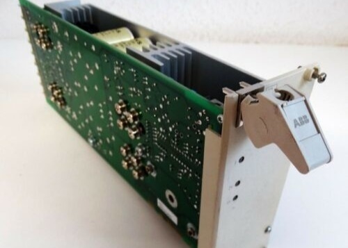 ABB 3BSE000863R1 SR511 전력 조절 장치 모듈 310 Ｗ 최대 35 AMP 18-30 VDC 입력