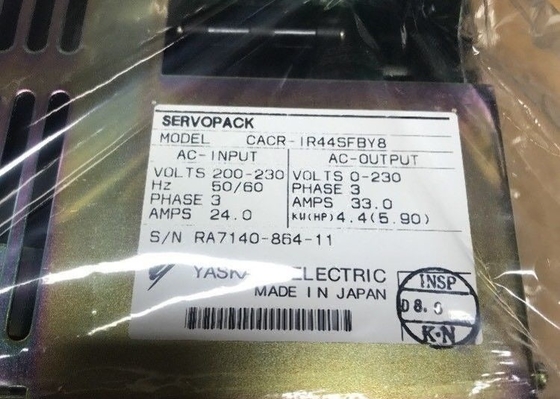 야스카와 CACR-IR44SFBY8 AC 모터 드라이브 4.4 KW 용량 3상 50/60Hz 24 암페어