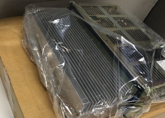 야스카와 CACR-IR44SFBY8 AC 모터 드라이브 4.4 KW 용량 3상 50/60Hz 24 암페어
