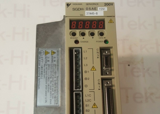 CNC 기계가공 로봇 자동화를 위한 야스카와 SGDH-05AE 서보 드라이브 Amp