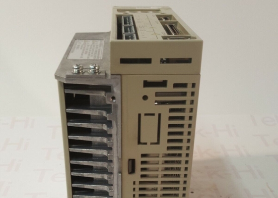 CNC 기계가공 로봇 자동화를 위한 야스카와 SGDH-05AE 서보 드라이브 Amp