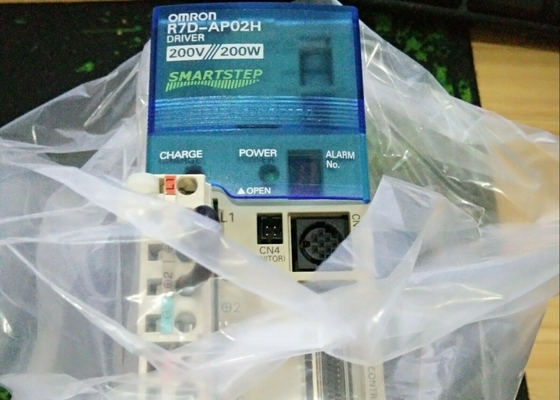 IGBT를 기반으로 하는 옴론 R7D-AP02H 서보 드라이버 2A 200V 하중 전 디지털형 서보 기구에 의한 PWM 방식