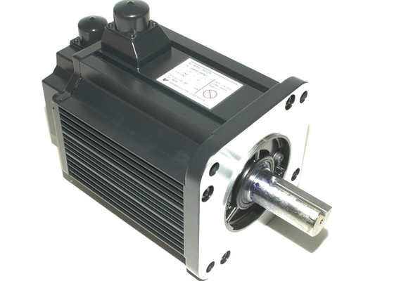 YASKAWA USAFED-20CB2T 자기 냉각형 2.0kW 1500 Rpm 엔코더 AC 서보 모터