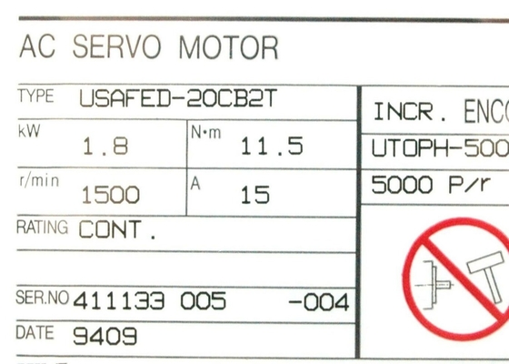 YASKAWA USAFED-20CB2T 자기 냉각형 2.0kW 1500 Rpm 엔코더 AC 서보 모터