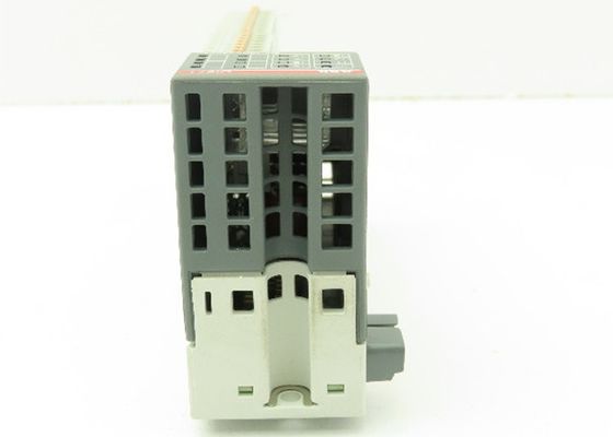 DI571 1TNE968902R2103 S500 디지털입력모듈 8DI 230VAC PLC AC500