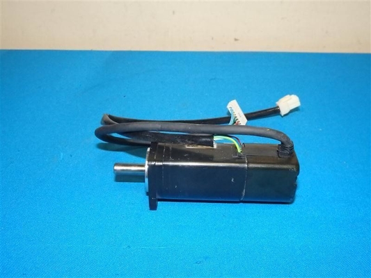 YASKAWA SGM-01A3SU11 AC SERVO MOTOR 200V 100W 0.87A 3000RPM Industrial Servo Motor