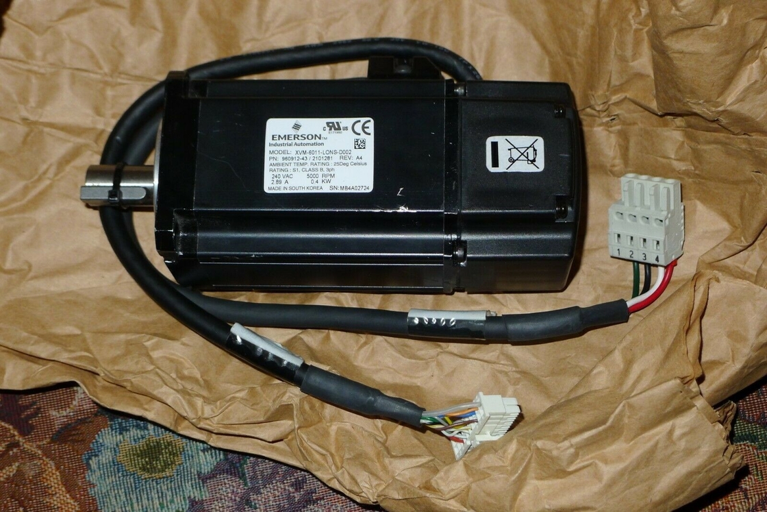 XVM-6011-LONS-D002 EMERSON 서보 모터 정격 토크 12 LB-IN 7.32 MH 1.64 OHMS
