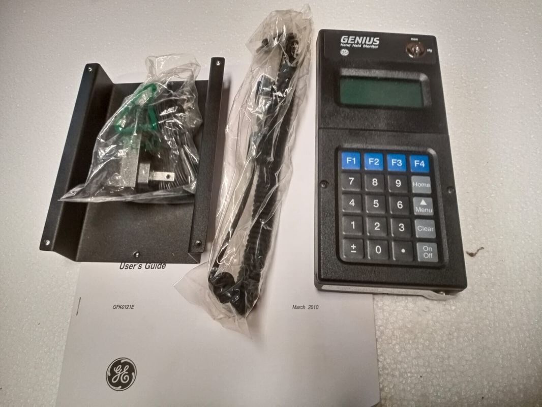 모든 GENIUS I/O 블록 및 버스 컨트롤러 모듈에 대한 Ge Fanuc IC660HHM501 인터페이스