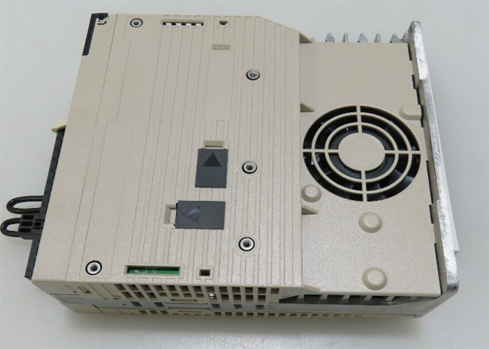 야스카와 신형 SGDV-3R8A01A AC 서보 드라이브