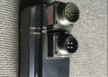 YASKAWA USAGED-02VBE11 모터 AC 서브모터 0.15KW 3A 200V EU 자동화