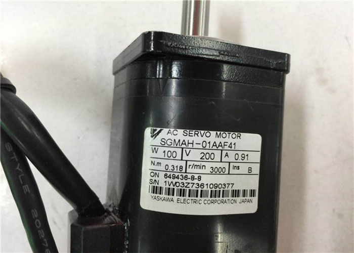 산업 자동 귀환 제어 장치 모터 Yaskawa 전기 100w AC 자동 귀환 제어 장치 모터 200v 3000RPM SGMAH-01AAF41