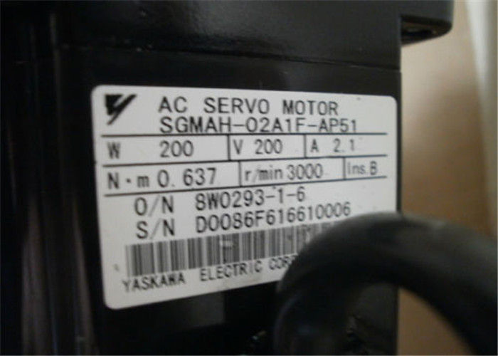 Yaskawa 새로운 고유 AC 자동 귀환 제어 장치 모터 0.637N.M 3000r/mim SGMAH-02A1F-AP51